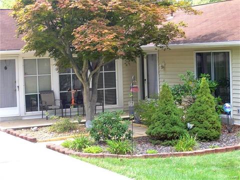 404 Brass Lamp Dr, Ballwin, MO 63011 photo 2