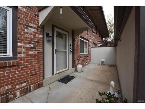 959 Silversprings Ln, Manchester, MO 63021 photo 3