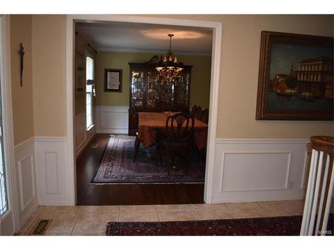 1378 Thornwick Dr, Ballwin, MO 63011 photo 18