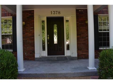 1378 Thornwick Dr, Ballwin, MO 63011 photo 2