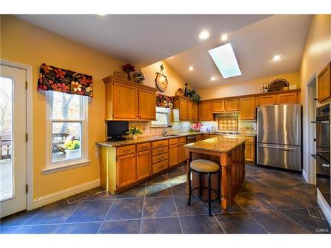 705 Arbor Ridge Ct, Ballwin, MO 63021 photo 23