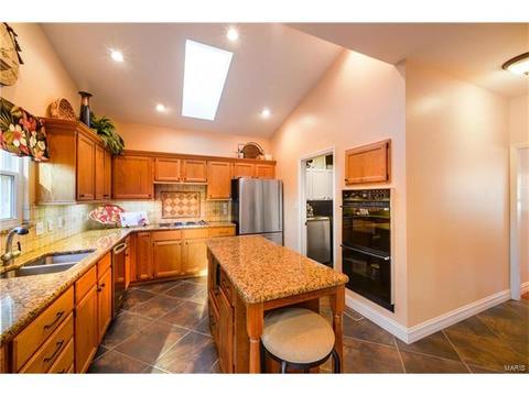 705 Arbor Ridge Ct, Ballwin, MO 63021 photo 26