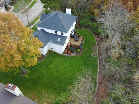 705 Arbor Ridge Ct, Ballwin, MO 63021 photo 6