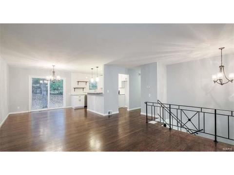 3369 Bristol Hall, Bridgeton, MO 63044 photo 7