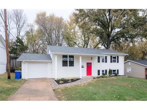 3369 Bristol Hall, Bridgeton, MO 63044 photo 1