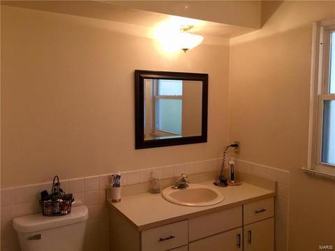 215 Spring Oaks Dr, Ballwin, MO 63011 photo 28