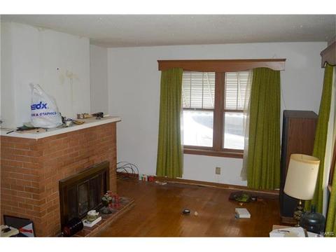 4020 Wright Ave, Saint Ann, MO 63074 photo 3