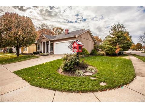 1029 Treetop Village Dr, Ballwin, MO 63021 photo 3