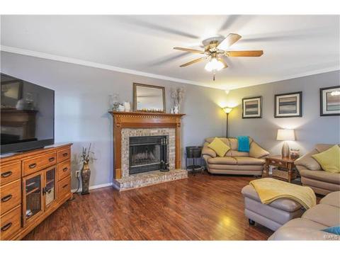 847 Molloy Dr, O'fallon, MO 63366 photo 3