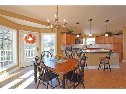 1822 Loehr Estates Ct, Ballwin, MO 63021 photo 11
