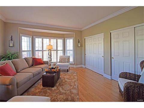 1822 Loehr Estates Ct, Ballwin, MO 63021 photo 4