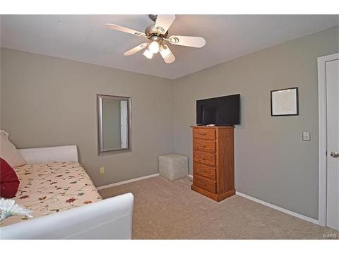 1822 Loehr Estates Ct, Ballwin, MO 63021 photo 29