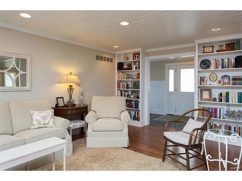 734 Jares Ct, Ballwin, MO 63011 photo 3
