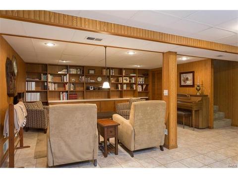 734 Jares Ct, Ballwin, MO 63011 photo 16
