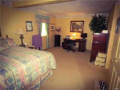 669 Rustic Vly, Ballwin, MO 63021 photo 19