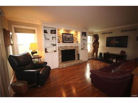 669 Rustic Vly, Ballwin, MO 63021 photo 11