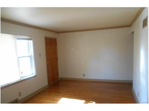 1229 Mead, Saint Louis, MO 63137 photo 2