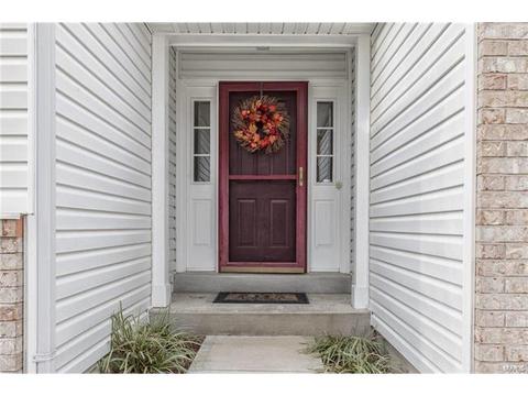 16886 Hickory Crest Dr, Ballwin, MO 63011 photo 2