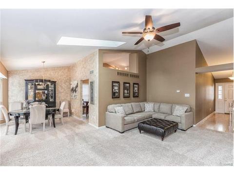 16886 Hickory Crest Dr, Ballwin, MO 63011 photo 6