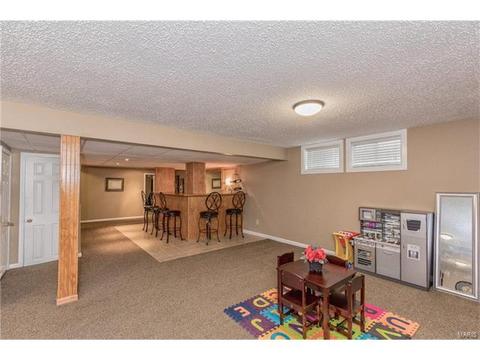 16886 Hickory Crest Dr, Ballwin, MO 63011 photo 24