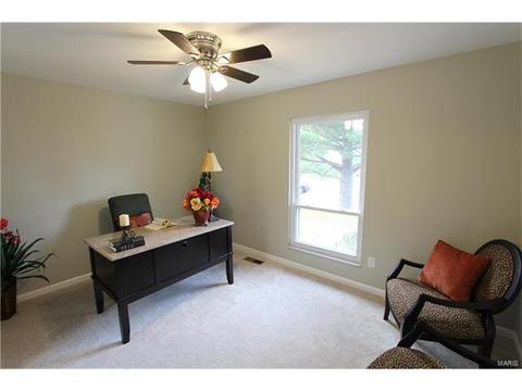 402 Lennox Dr, Ballwin, MO 63011 photo 14