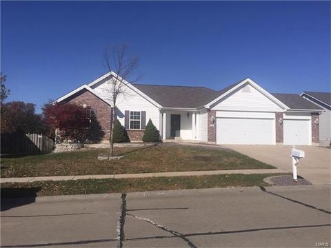 1129 Warm Winds Dr, O'fallon, MO 63366 photo 1