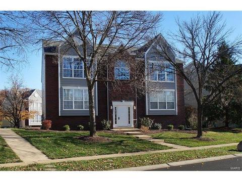 1319 Holgate Dr #C, Ballwin, MO 63021 photo 1