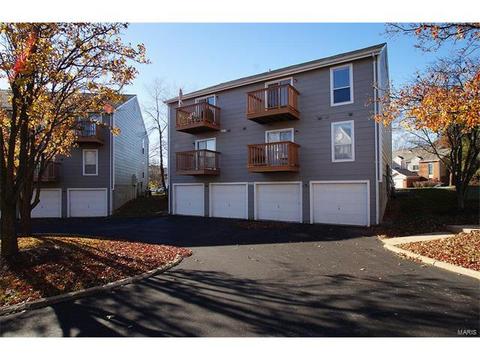 1319 Holgate Dr #C, Ballwin, MO 63021 photo 2