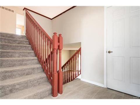 308 Oakfield Dr, Ballwin, MO 63021 photo 3