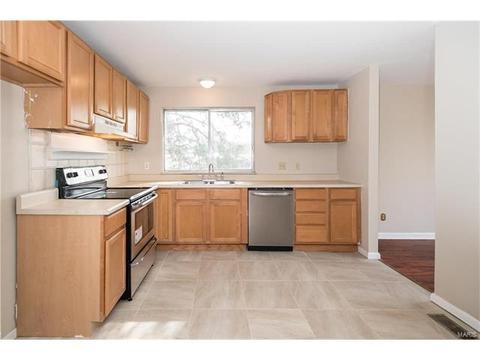 308 Oakfield Dr, Ballwin, MO 63021 photo 9