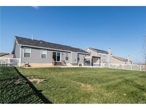 414 Shady River Dr, O'fallon, MO 63366 photo 4
