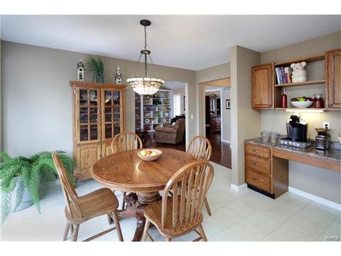 1307 Brighton Crest Dr, O'fallon, MO 63366 photo 7