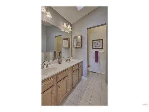 618 Windy Ridge Dr, Ballwin, MO 63021 photo 27