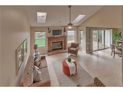 618 Windy Ridge Dr, Ballwin, MO 63021 photo 15