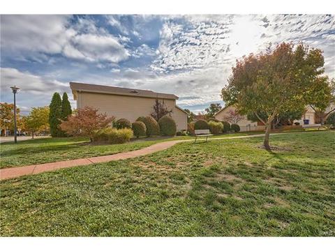 618 Windy Ridge Dr, Ballwin, MO 63021 photo 5