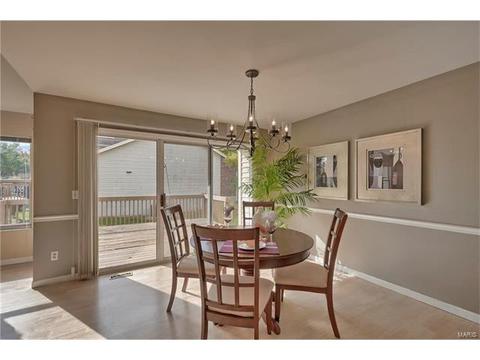 618 Windy Ridge Dr, Ballwin, MO 63021 photo 16