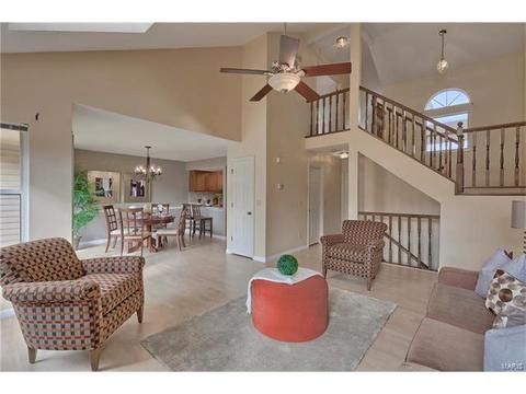 618 Windy Ridge Dr, Ballwin, MO 63021 photo 13