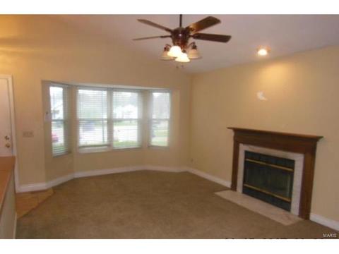 7 Moselle Ct, O'fallon, MO 63368 photo 2