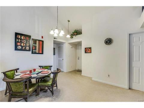 8301 Spring Creek Ln, O'fallon, MO 63368 photo 9