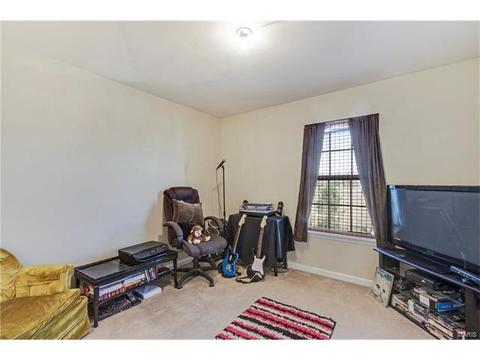 8301 Spring Creek Ln, O'fallon, MO 63368 photo 5