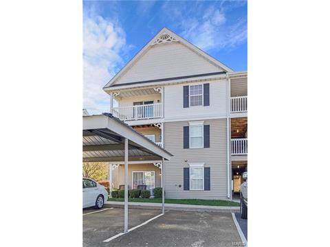 8301 Spring Creek Ln, O'fallon, MO 63368 photo 2
