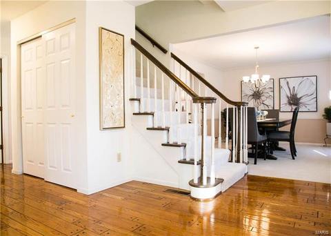 1883 Dougherty Terrace Dr N, Ballwin, MO 63021 photo 3