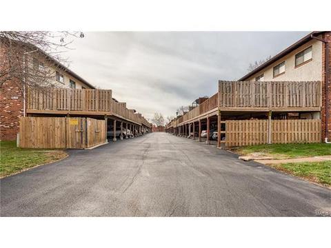 346 Carmel Woods Dr, Ellisville, MO 63021 photo 19