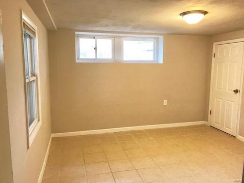 303 Coventry Ln, Manchester, MO 63021 photo 10