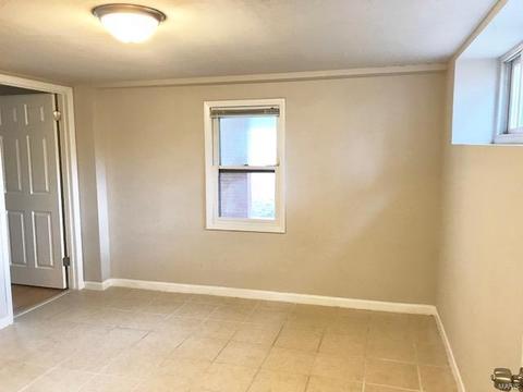 303 Coventry Ln, Manchester, MO 63021 photo 8