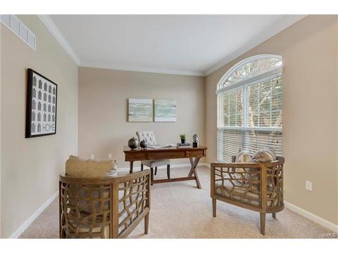 315 Tall Timber Meadows Dr, Ballwin, MO 63021 photo 4