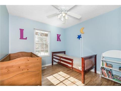 215 Valleyoak Ct, Ballwin, MO 63021 photo 10