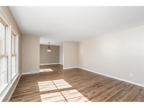 105 Windcliffe, Ballwin, MO 63021 photo 11