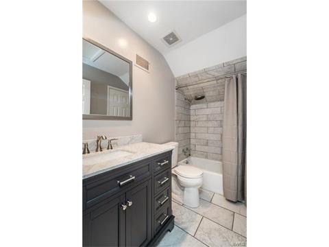 105 Windcliffe, Ballwin, MO 63021 photo 18