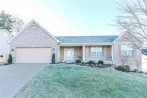 208 Greenburn Dr, Weldon Spring, MO 63304 photo 1